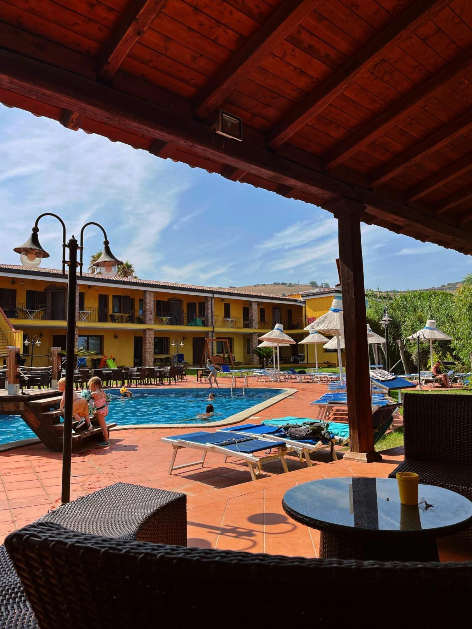 Hotel La Ciaccia Valledoria  Bagian luar foto