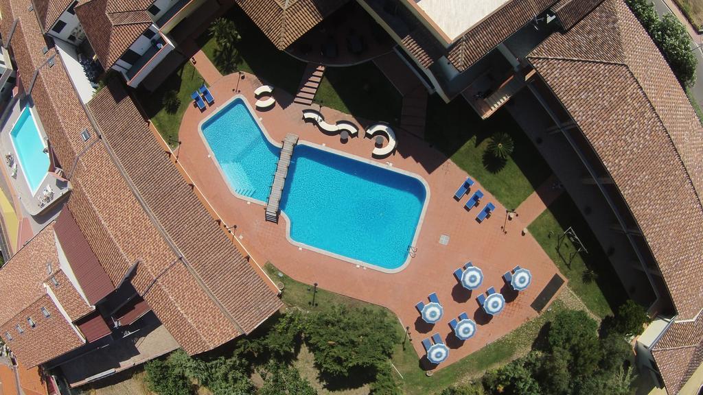 Hotel La Ciaccia Valledoria  Bagian luar foto